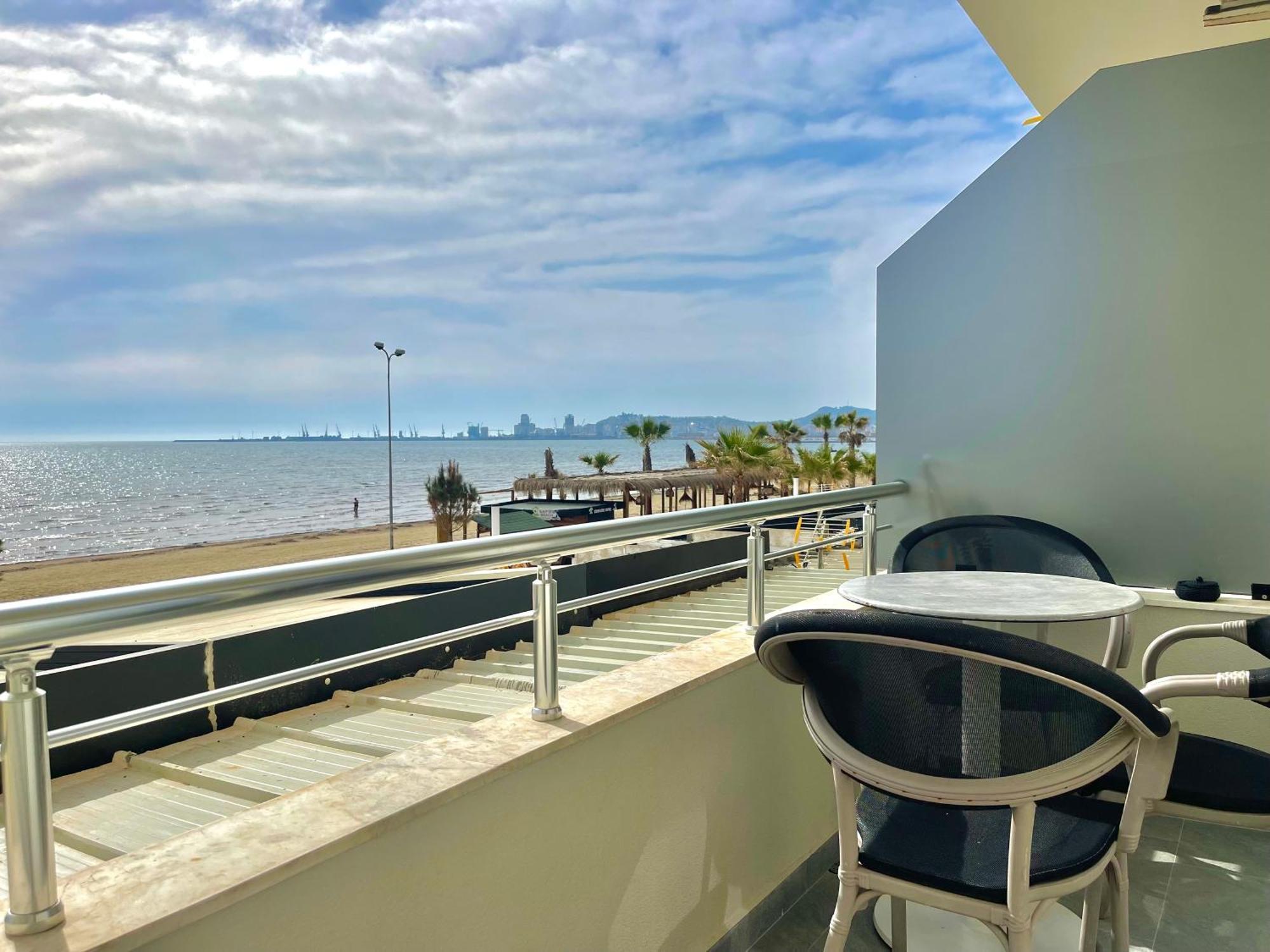 Luxurious Cozy Seaview Apartment دراس المظهر الخارجي الصورة