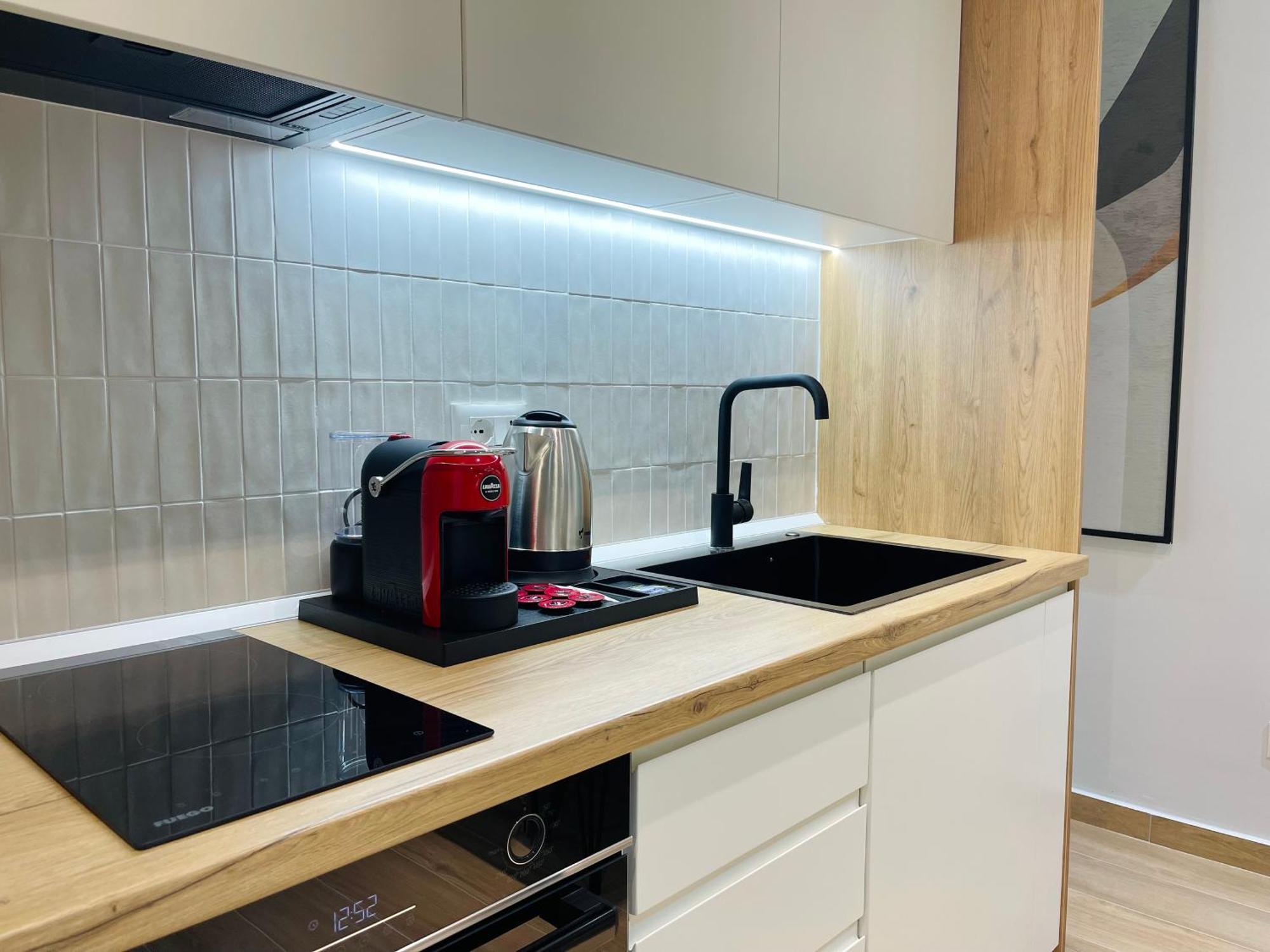 Luxurious Cozy Seaview Apartment دراس المظهر الخارجي الصورة
