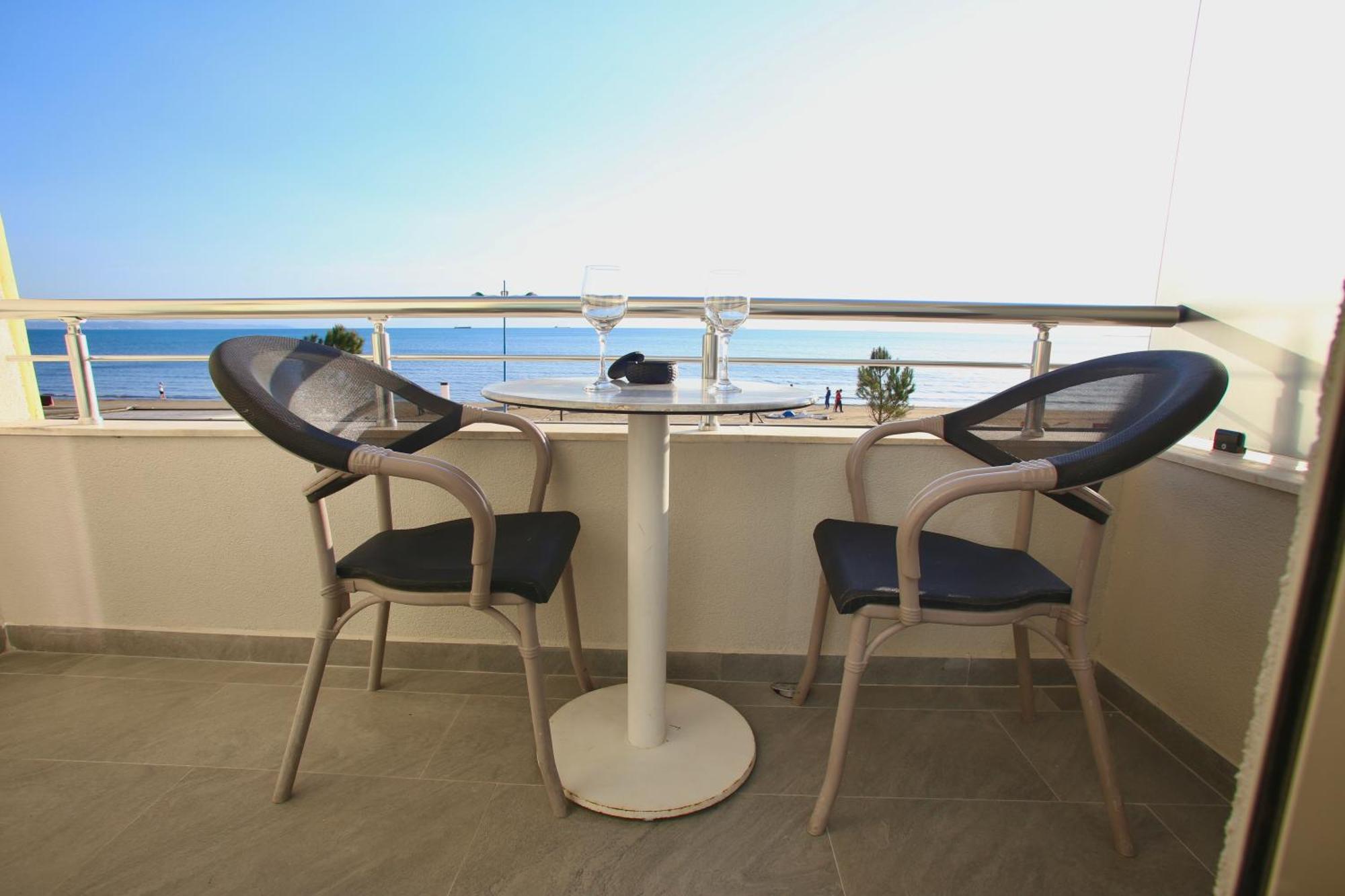 Luxurious Cozy Seaview Apartment دراس المظهر الخارجي الصورة